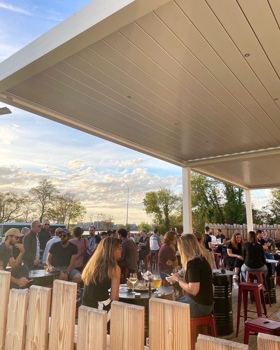 TERRASSE DU BAR À BIÈRE LA CERVOISERIE FLOIRAC