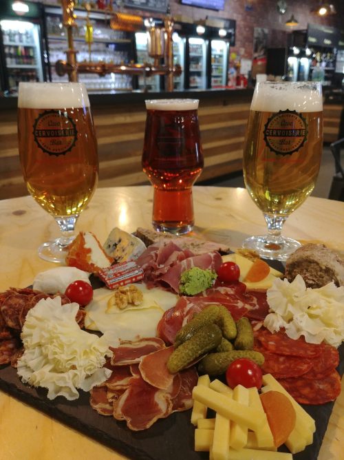 PLANCHE APÉRO DISPONIBLE AU BAR À BIÈRE LA CERVOISERIE DIJON