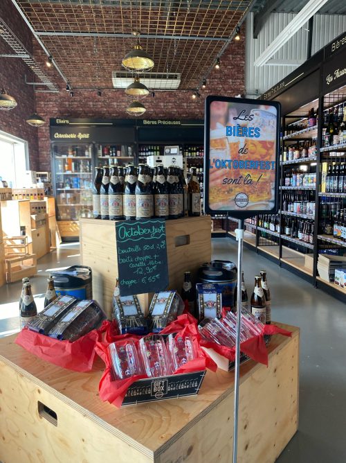 MISE EN AVANT DE LA CAVE À BIÈRE DE LA CERVOISERIE DE LA ROCHELLE PUILBOREAU