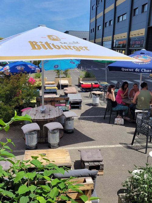 TERRASSE DU BAR À BIÈRE LA CERVOISERIE POITIERS